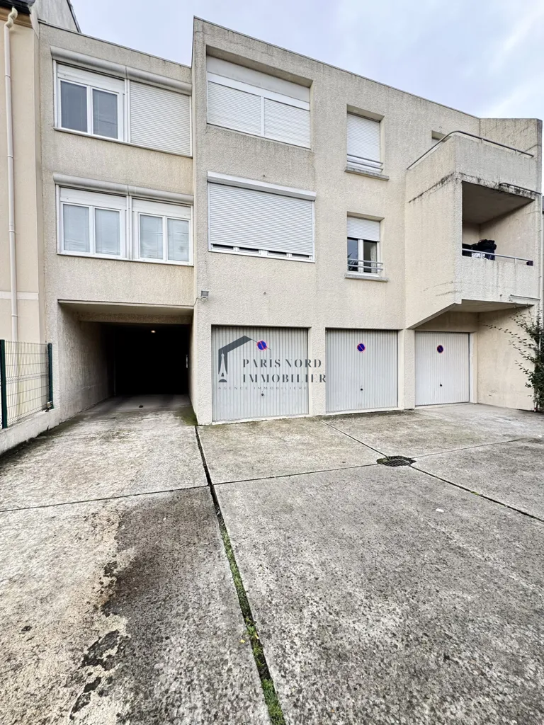 Välivaade - Studio with Balcony near RER B in Villepinte