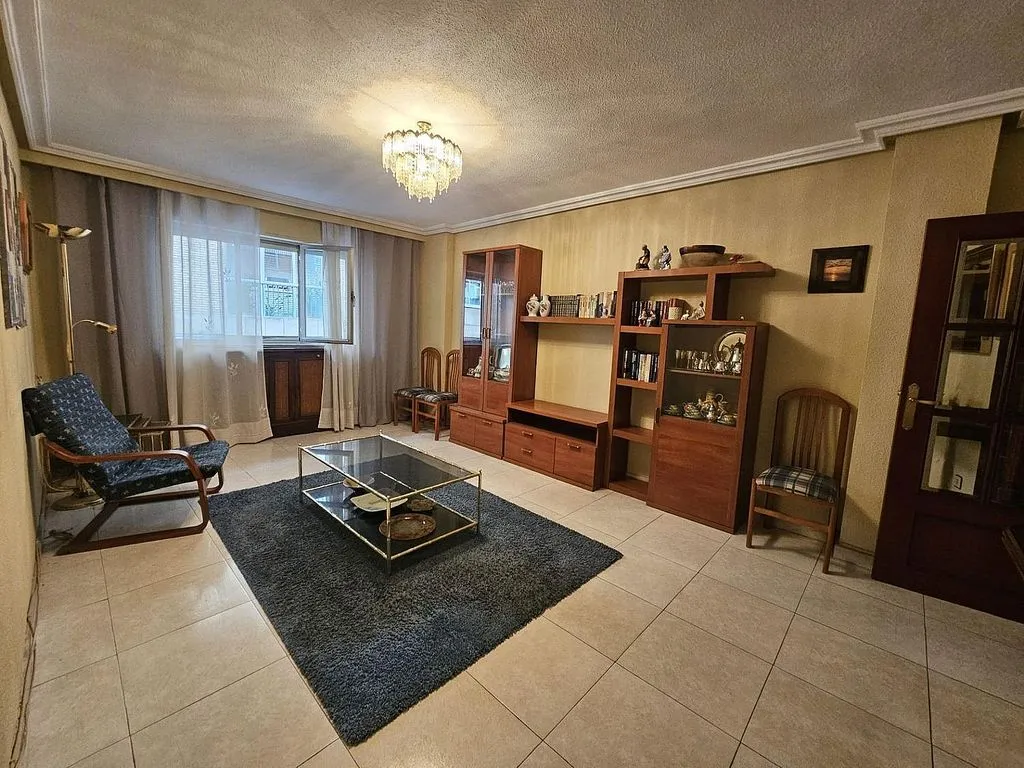 Elutuba - Apartment with Elevator in Garrido Sur, Salamanca