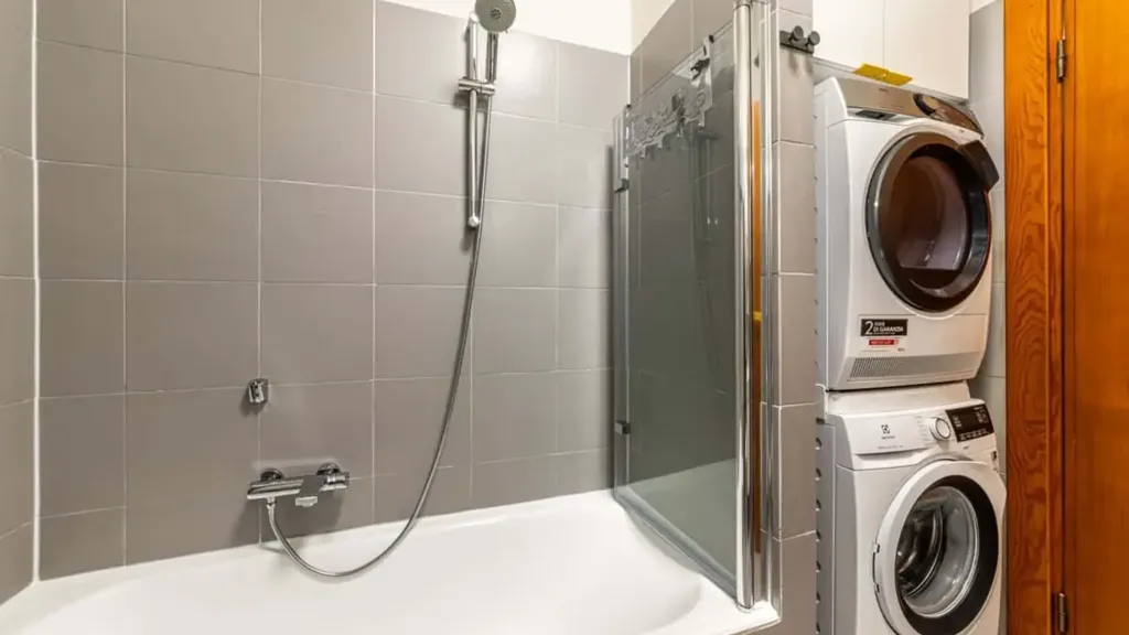 Vannitoad - Studio Apartment with Balcony in Milan