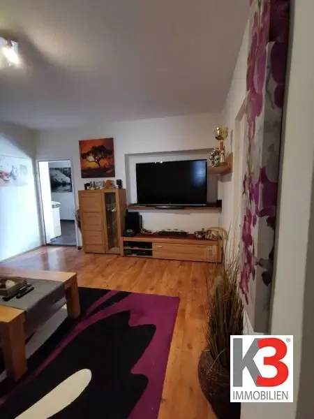 Séjour - Barrier-Free Bungalow with Workshop in Quiet Area