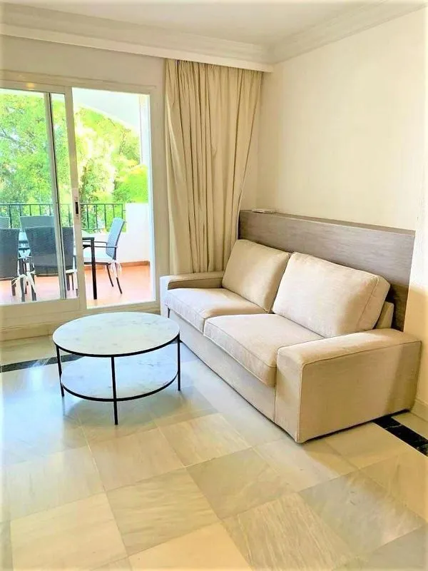 Séjour - Apartment with Pool in Pinos de Nagüeles