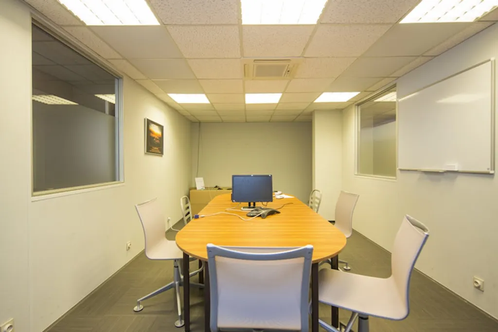 Kabinet - Office Building with Parking in Harelbeke