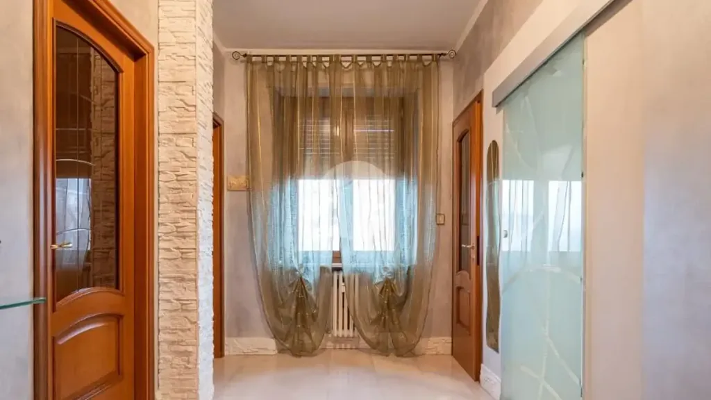 Ingresso - Apartment with Balcony in Orbassano