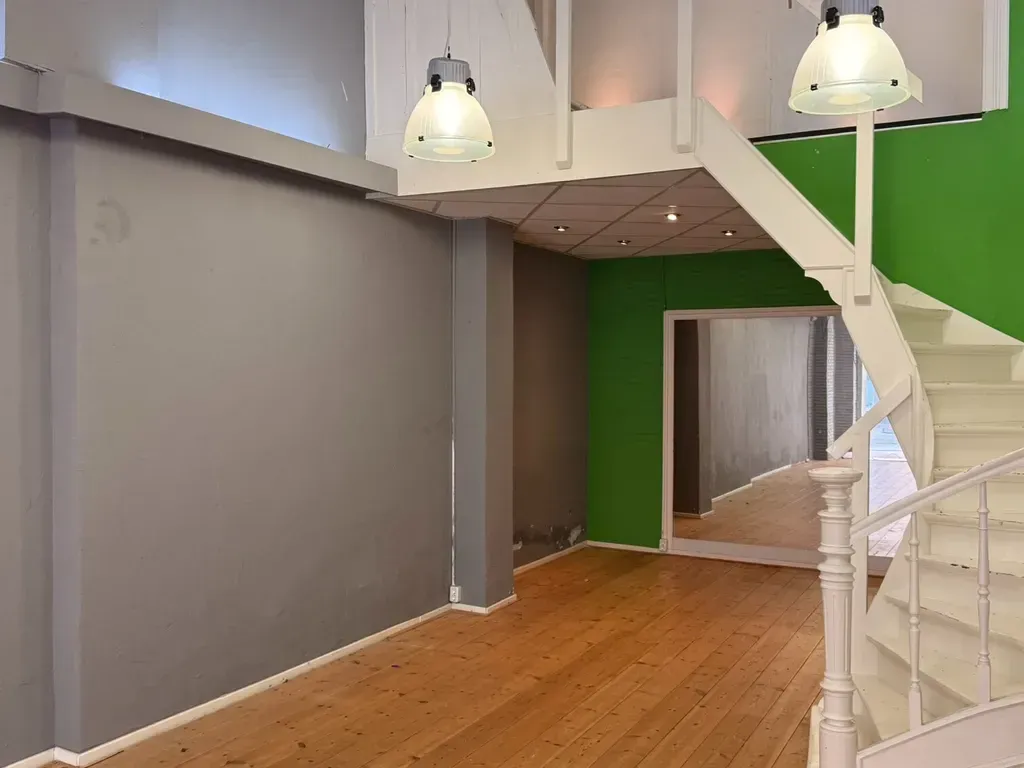 Stanze - Duplex Commercial Property in Maaseik Centre