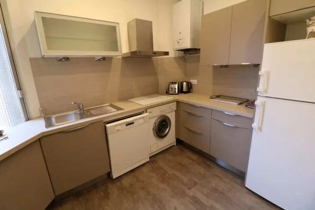 Kitchen - Luxury Flat with Balcony in Cannes