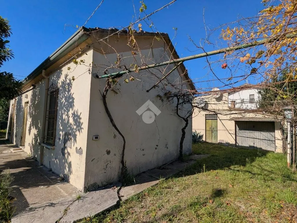 Extérieur - Single-Level Villa with Private Garden in Cervia