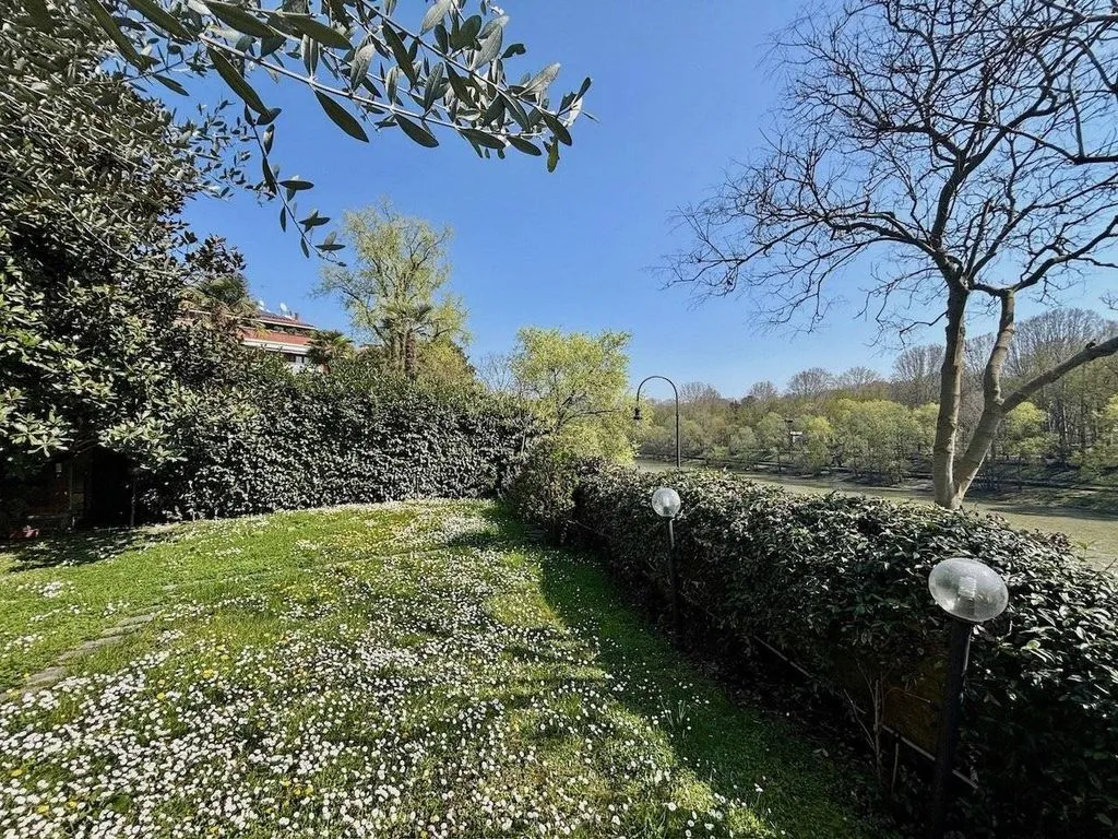 Aed - Luxury Flat with River View in Turin
