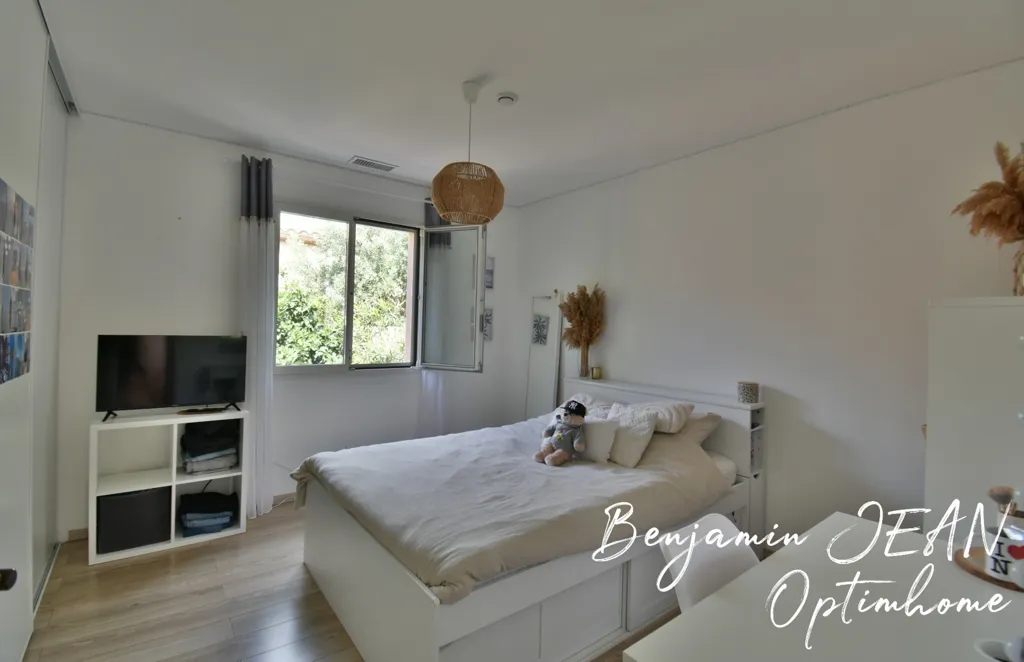 Chambres - Villa Familiale avec Piscine à Sérignan