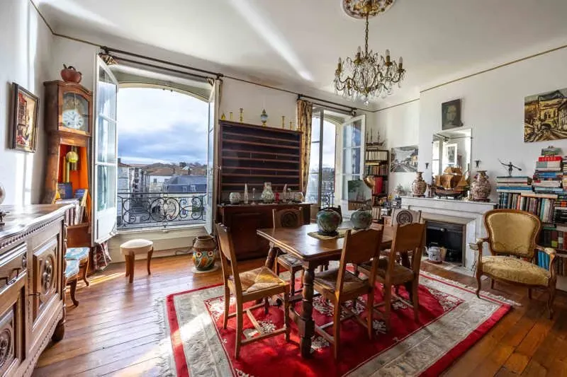 Salle à manger - Appartement avec Vue sur la Nive à Bayonne