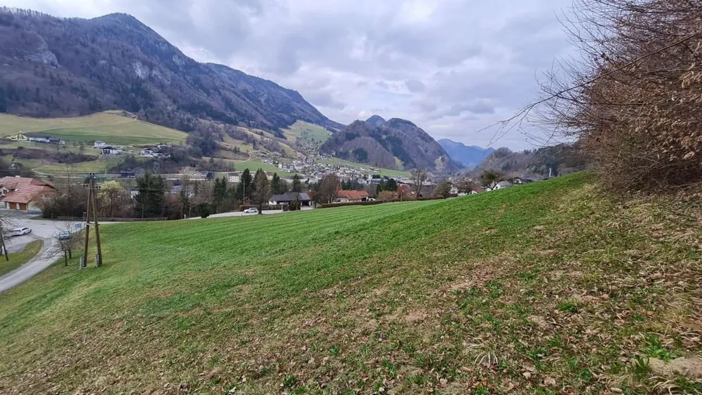Exclusive Development Plot with Panoramic Views in Losenstein