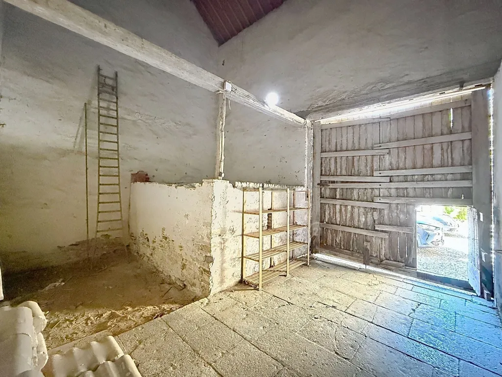 Pièces - Maison de Caractère avec Grange à Bossière, Mettet