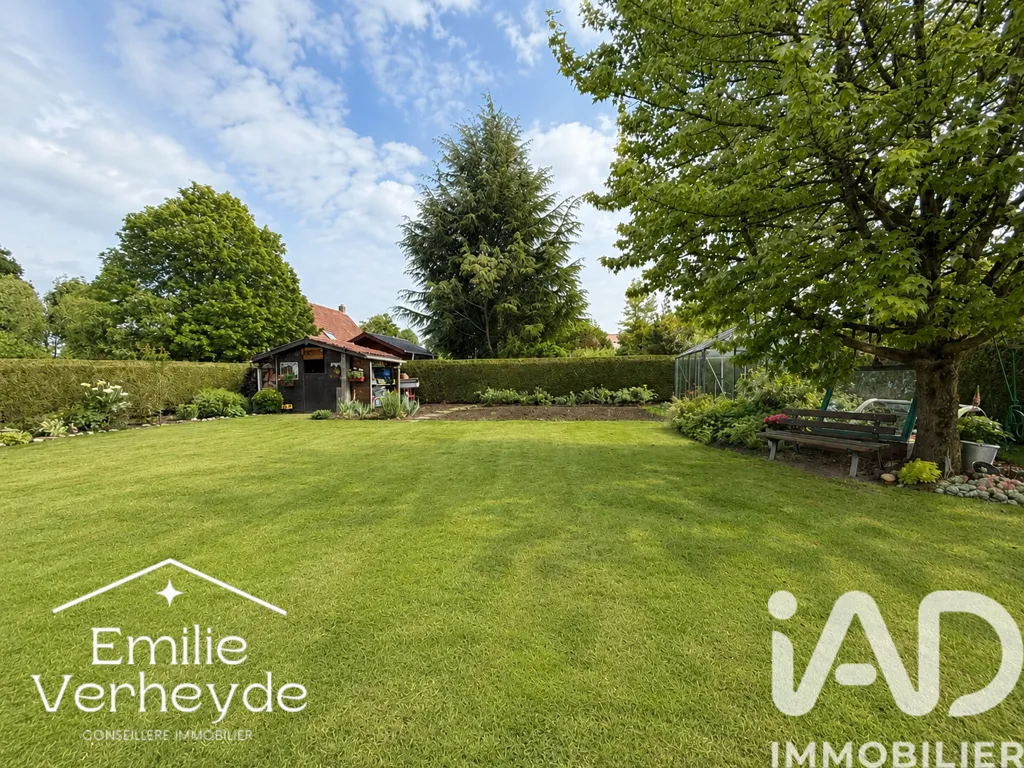 Jardin - Pavillon Semi-Plat avec Jardin au Cœur du Village