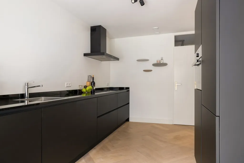 Kitchen - Galerie Flat with Terrace in Eindhoven Centre