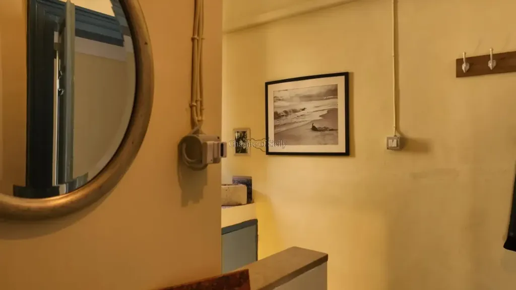 Salles de bain - Renovated Apartment with Balcony in Modica