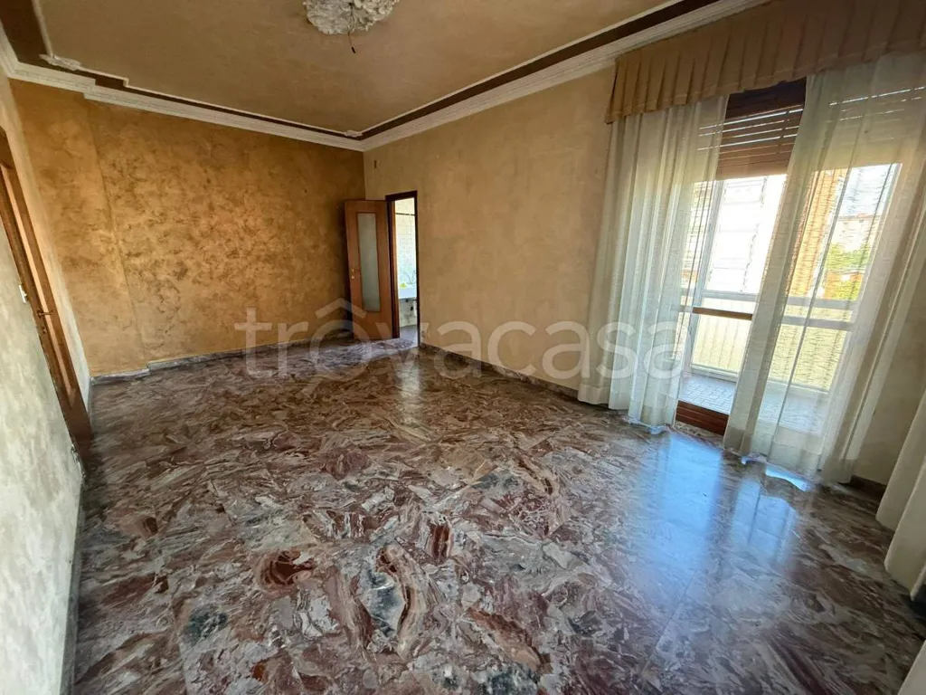 Elutuba - Quadruplex with Triple Exposure in Corso Vercelli, Turin