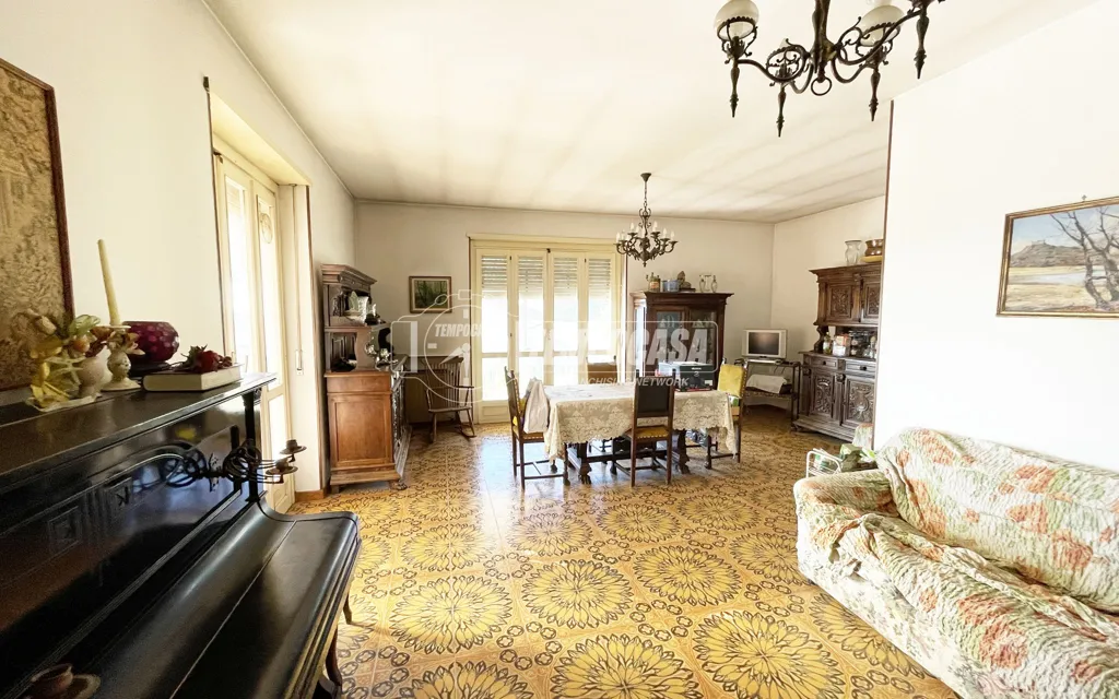 Séjour - Villa with Private Garden in Caluso