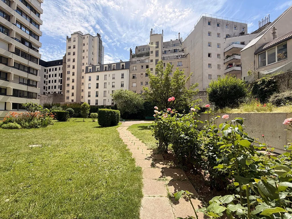 Jardin - Appartement avec vue canal à Paris 19e