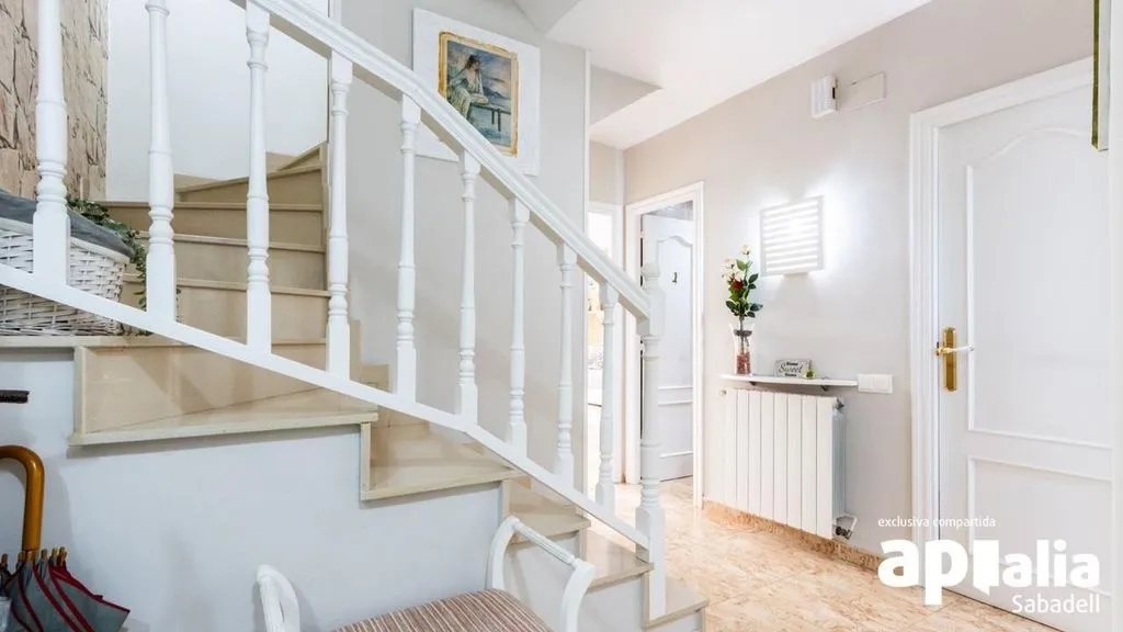 Pièces - Luxury Villa with Garden in Terrassa