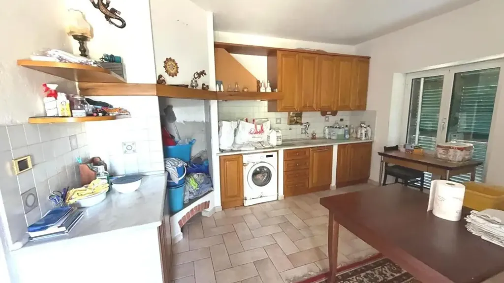 Cuisine - Villa with Terrace and Garden in Serra Riccò