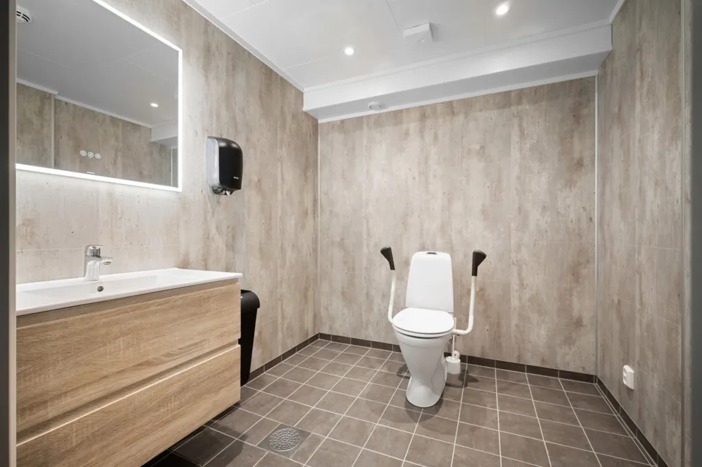 Salles de bain - Combination Property with Nature Access in Nyken