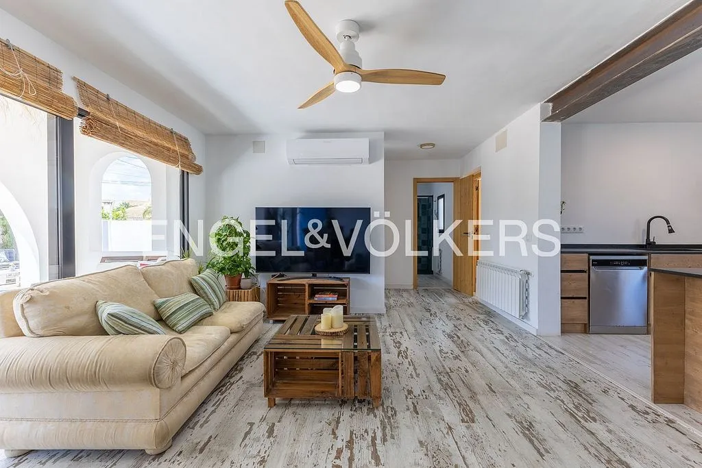 Elutuba - Mediterranean Villa with Sea View in Denia