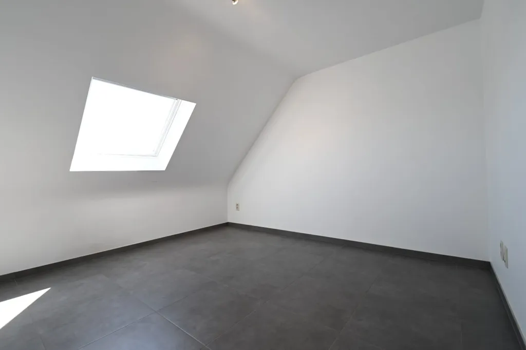 Toad - Duplex Apartment with Terrace in Bilzen