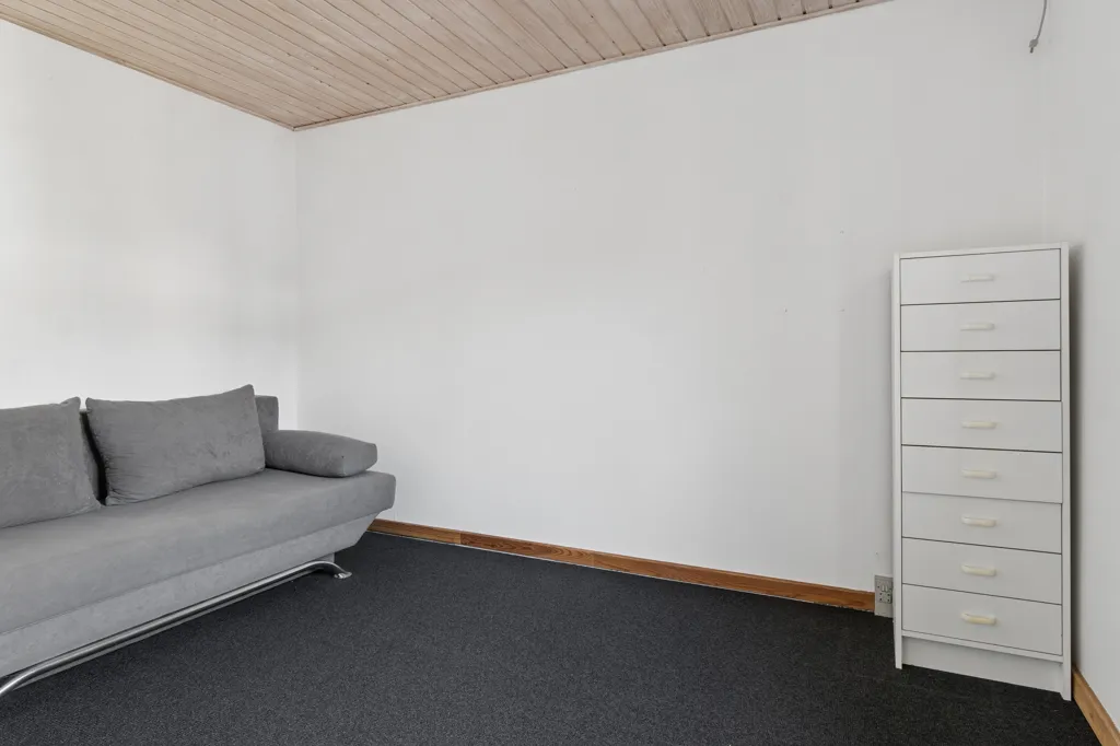 Magamistoad - Villa with Garden in Store Lyngby