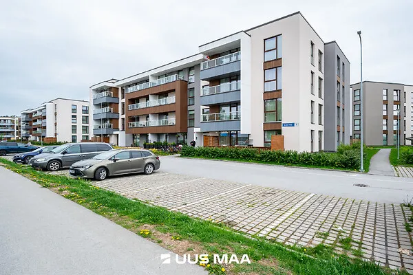 Välivaade - Modern Flat with Balcony in Loo Village