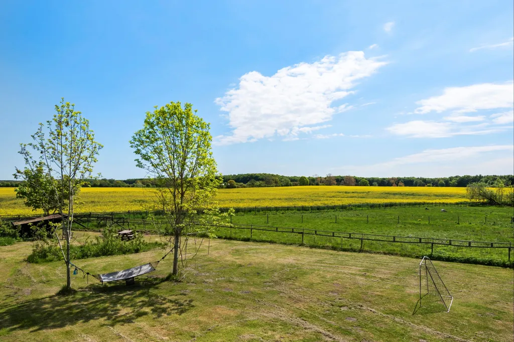 Garden - Villa with Extensive Grounds in Tessebølle