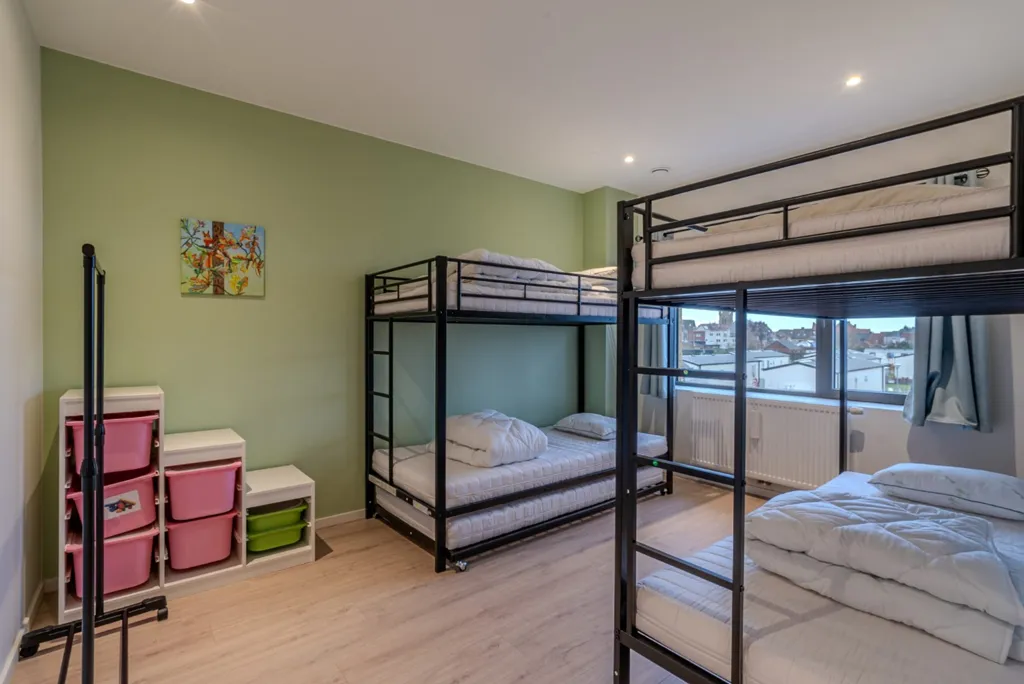 Chambres - Maison Rénovée avec Terrasse à Middelkerke