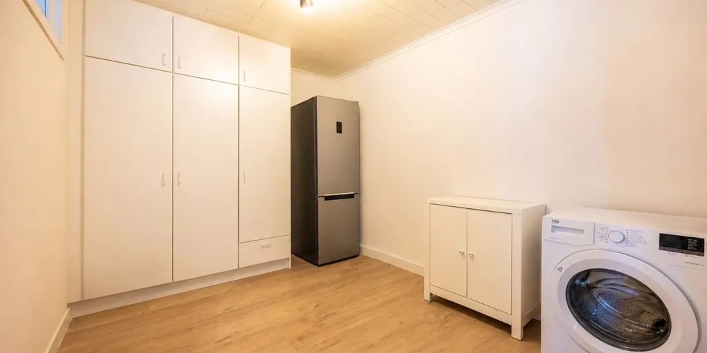 Buanderie - Appartement avec Terrasse et Garage à Schoten