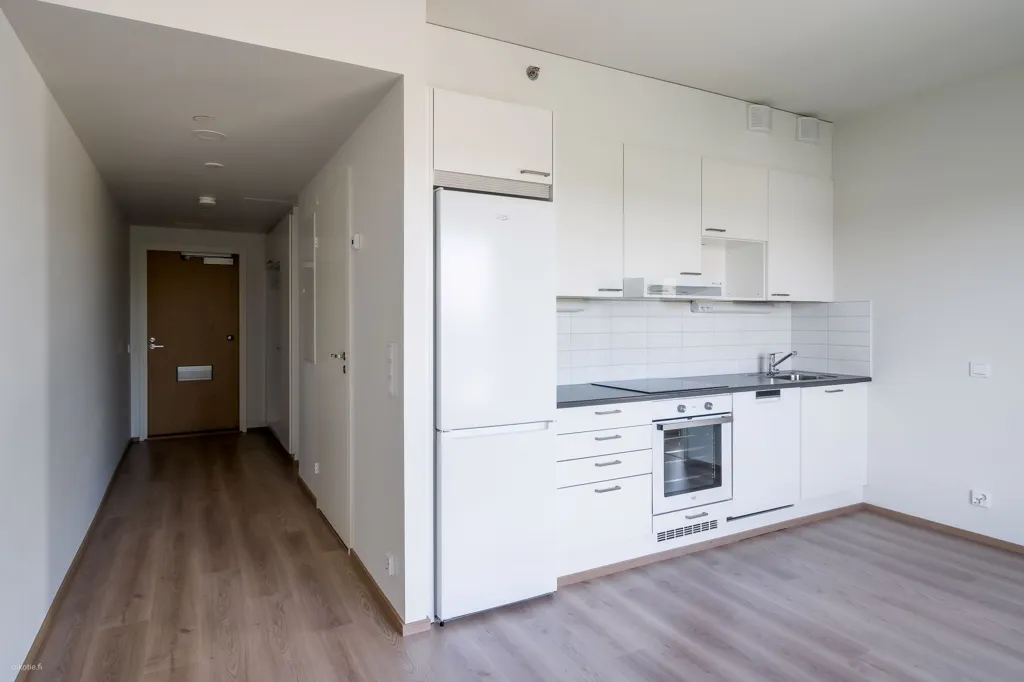 Cuisine - Modern Flat with Balcony in Munkkivuori, Helsinki