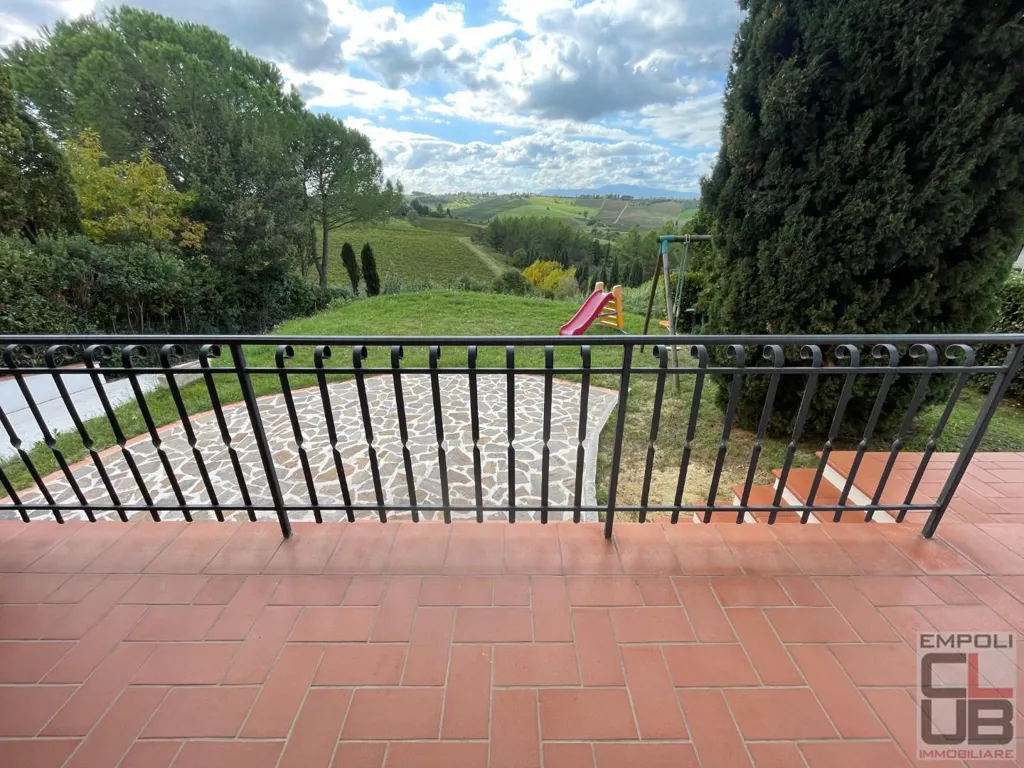 Terrass - Bifamiliar Villa with Garden in Cerreto Guidi