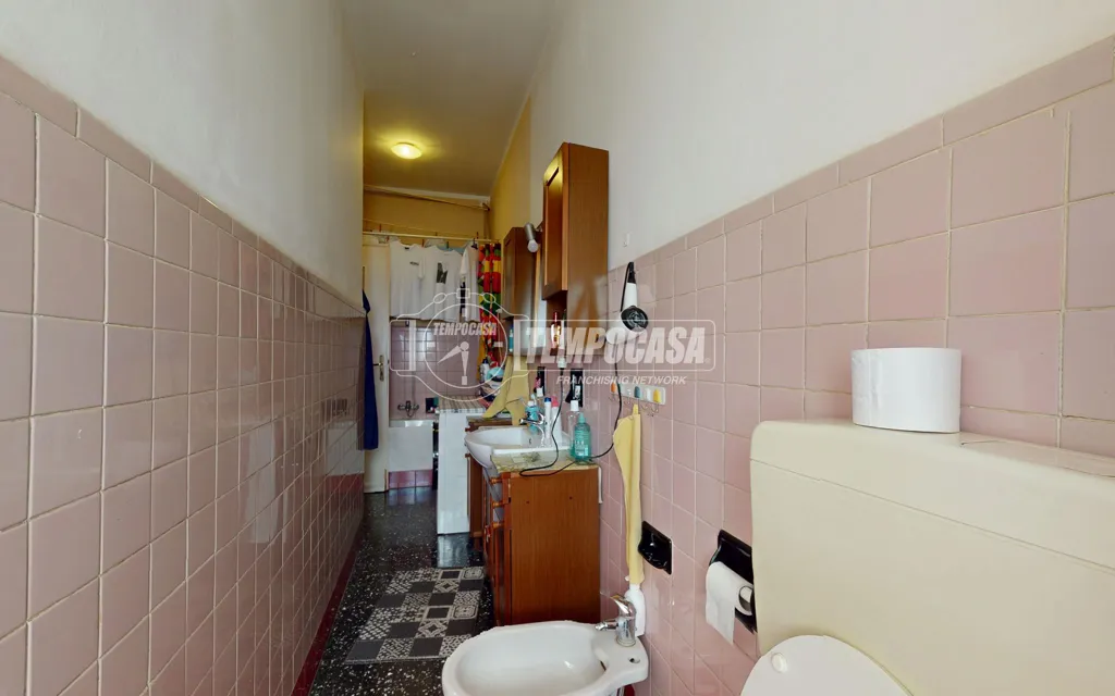 Salles de bain - Central Billet with Balcony in Collegno
