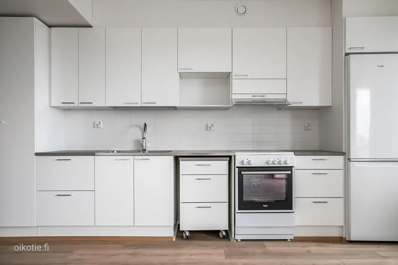 Köök - Modern Apartment with Balcony in Tiistilä, Espoo
