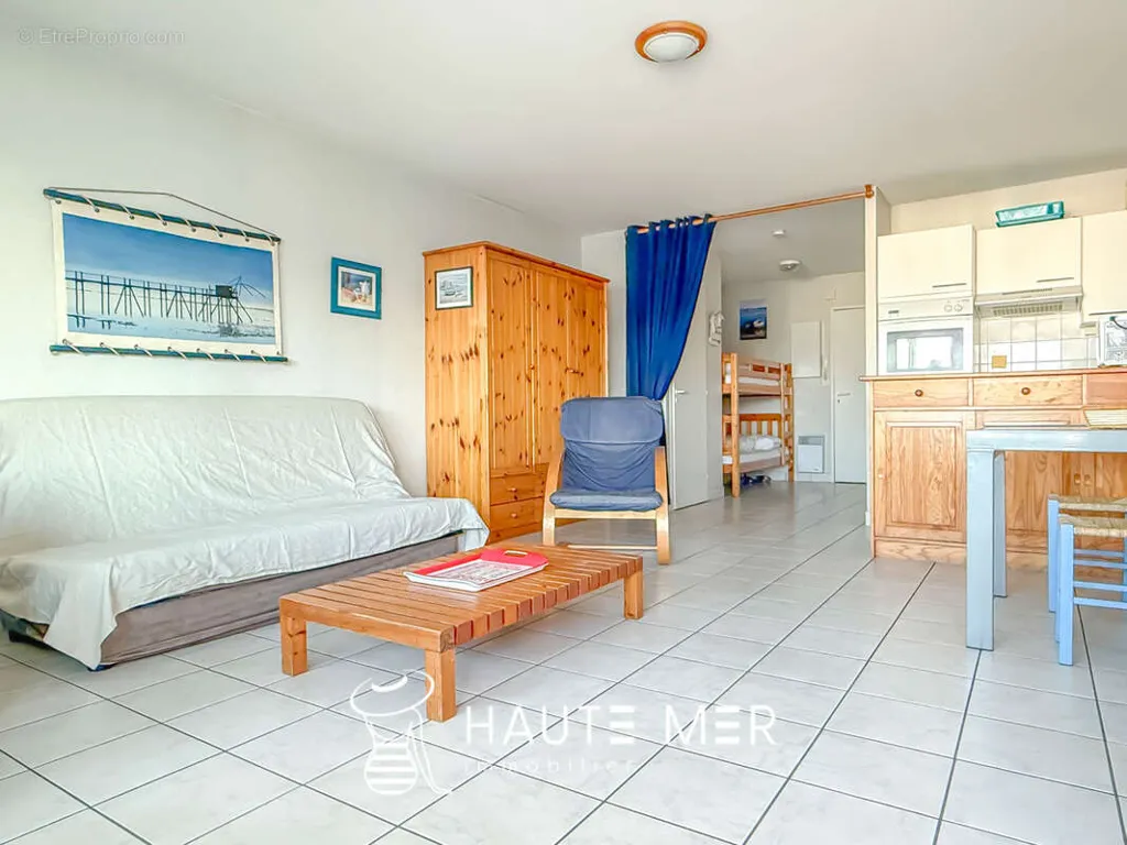 Elutuba - Studio with Port View in Oceania