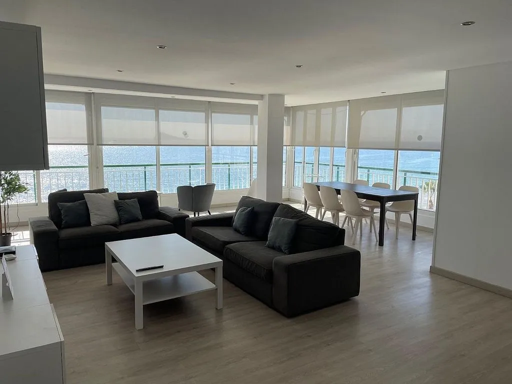 Séjour - Reformed Apartment with Sea View in Benidorm