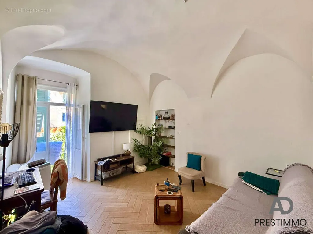 Elutuba - Studio with Historic Centre View in Bastia