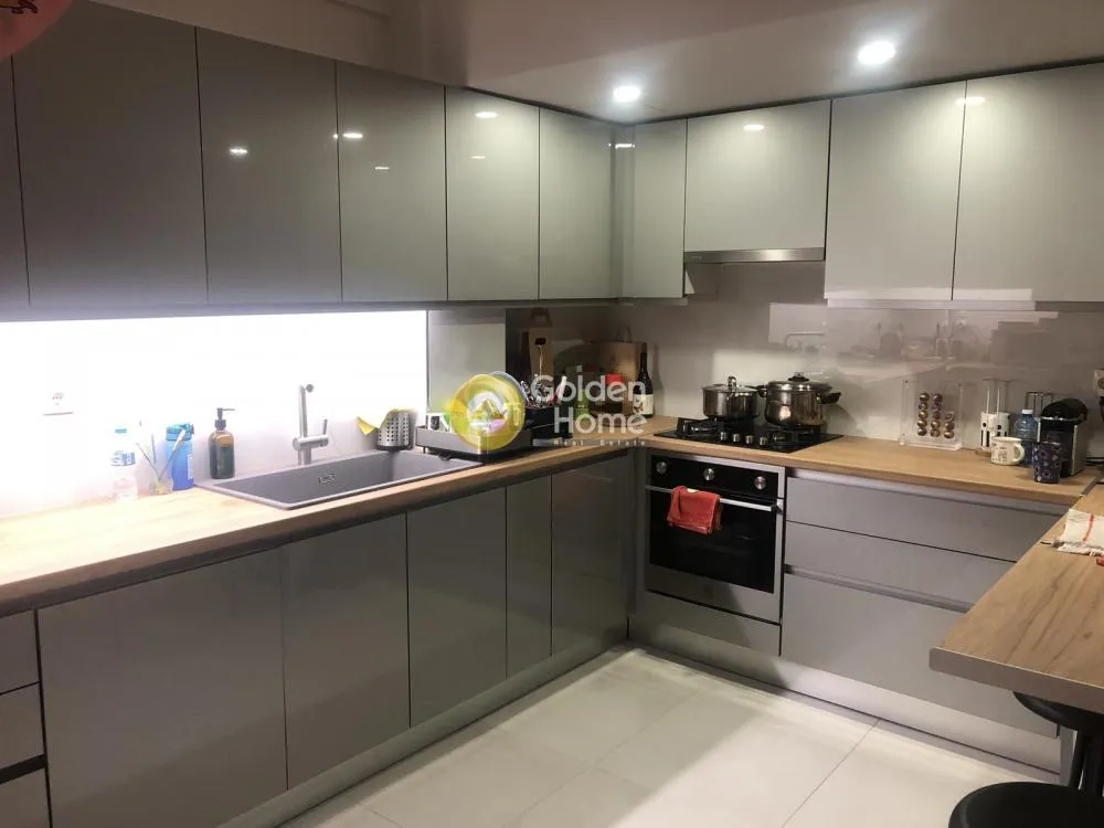 4-room commercial property in GR