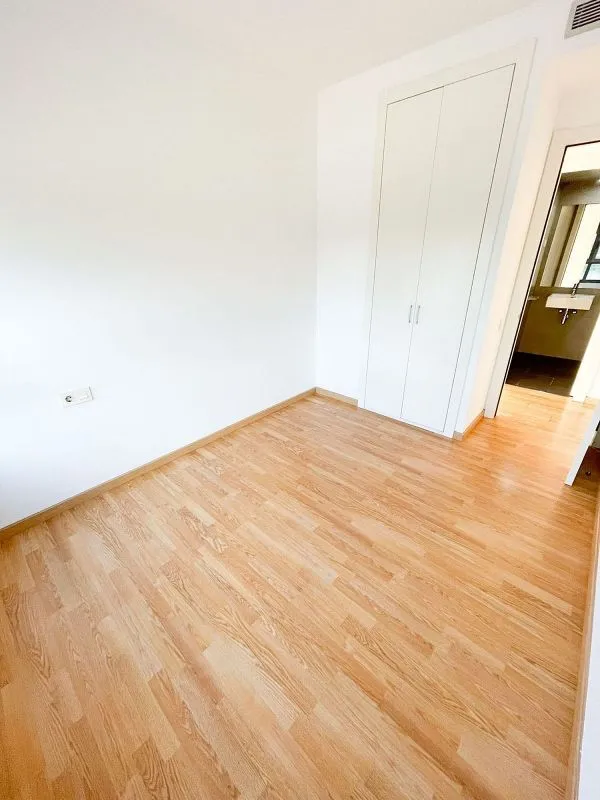Toad - Apartment with Pool in Hospitalet