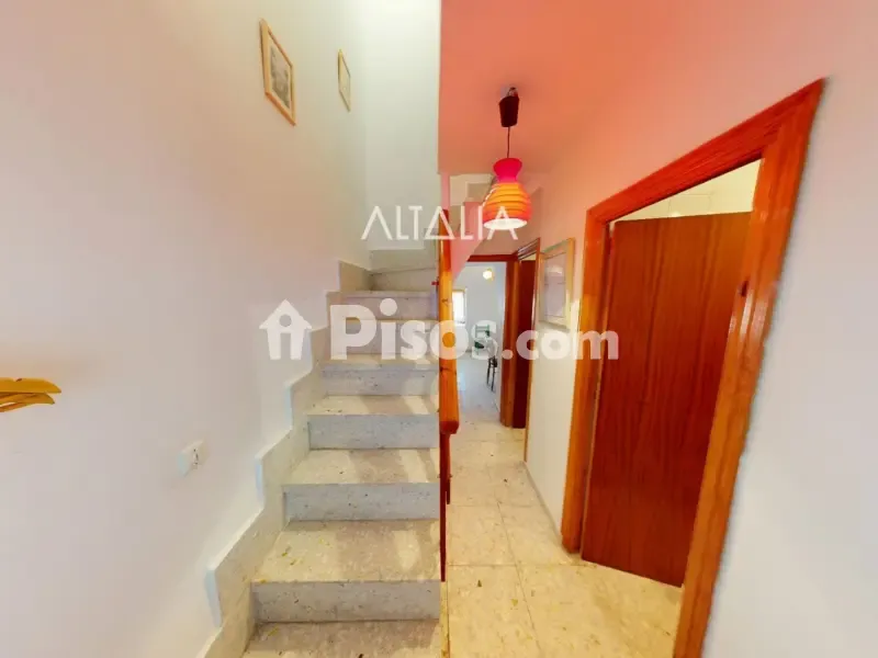 Pièces - Maison 3 pièces à ES