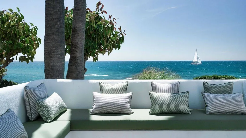 Terrasse - Luxury Beachfront Apartment in Puente Romano, Marbella