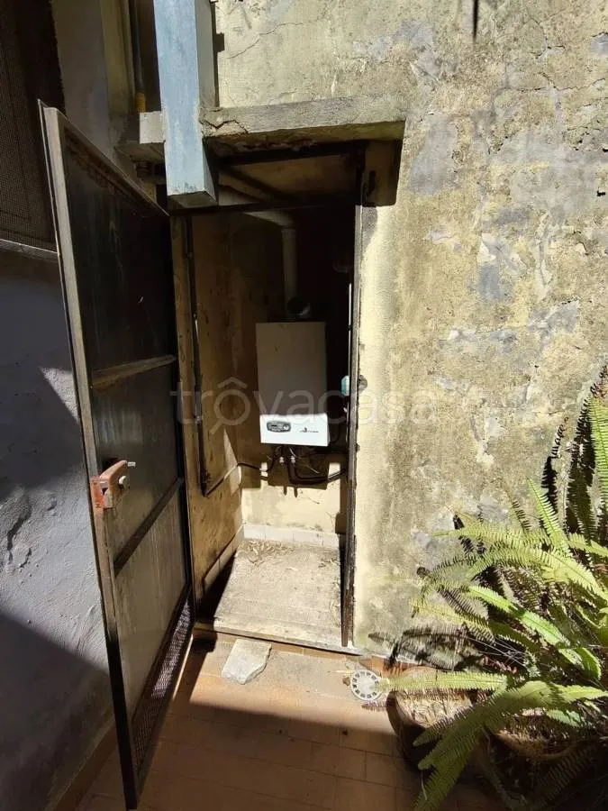 Jardin - Spacious Apartment with Balcony in Priverno