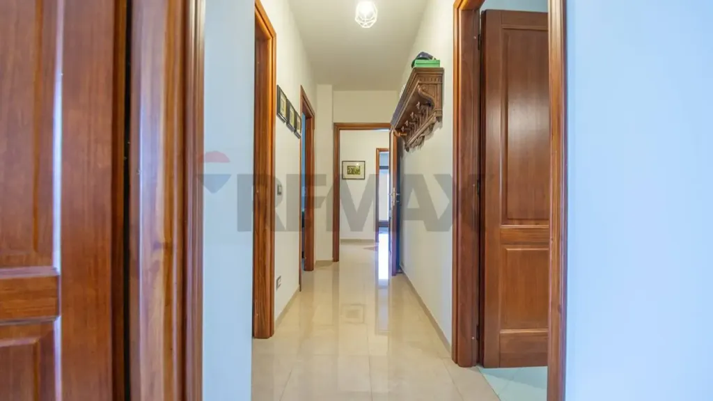 Entrée - Contemporary Villa with Panoramic Views in Chieti