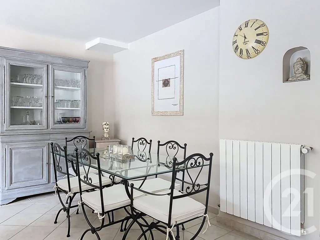 Salle à manger - Villa de Plain-Pied avec Piscine à Breuil-Magné