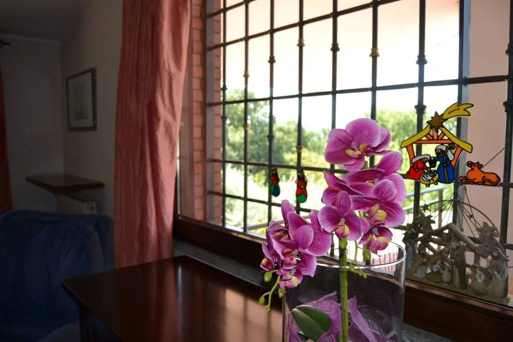 Chambres - Luxury Villa with Extensive Outdoor Space in Terni