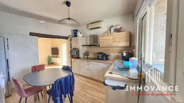 Cuisine - Maison de ville avec cour au cœur du Crès