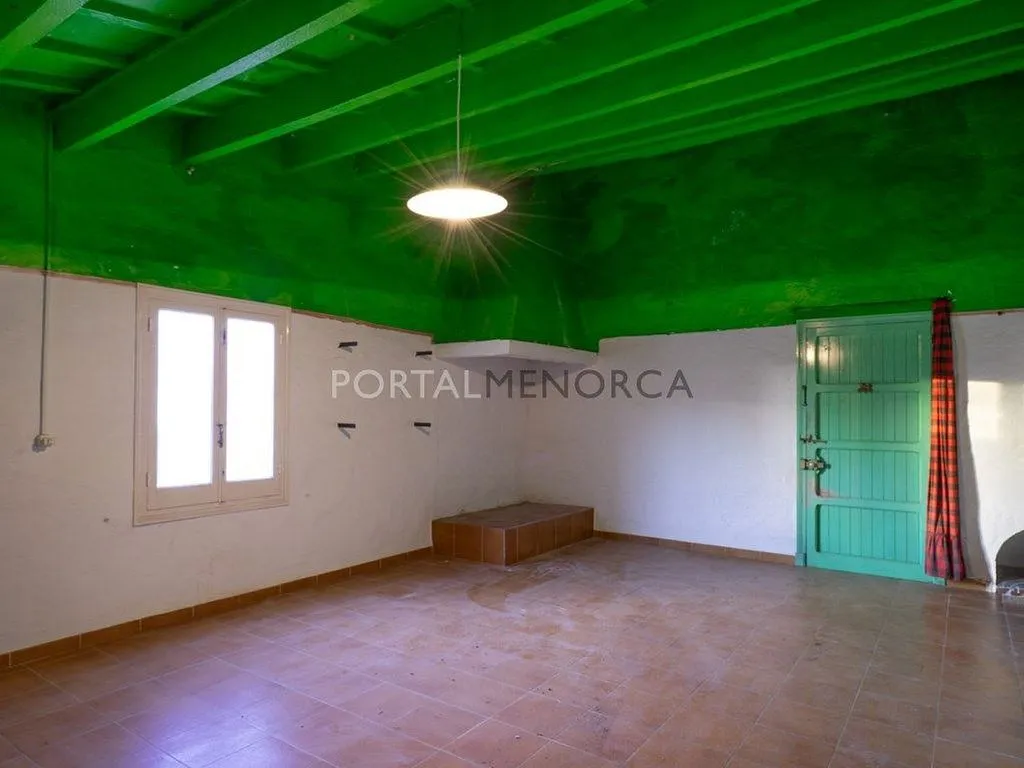 Toad - Traditional Chalet with Pool in Torret