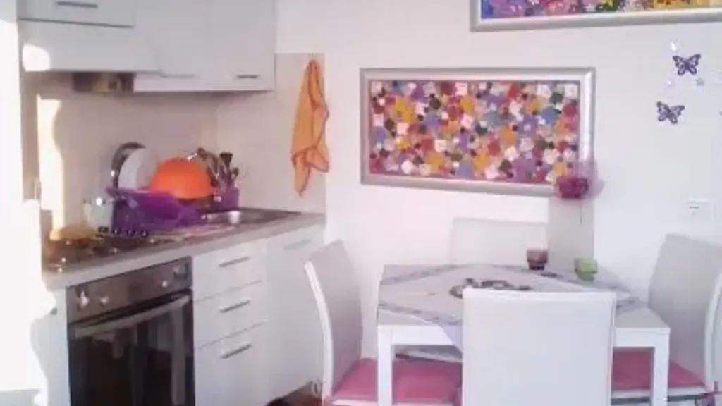 Köök - Studio Apartment with Large Terrace in Agliana