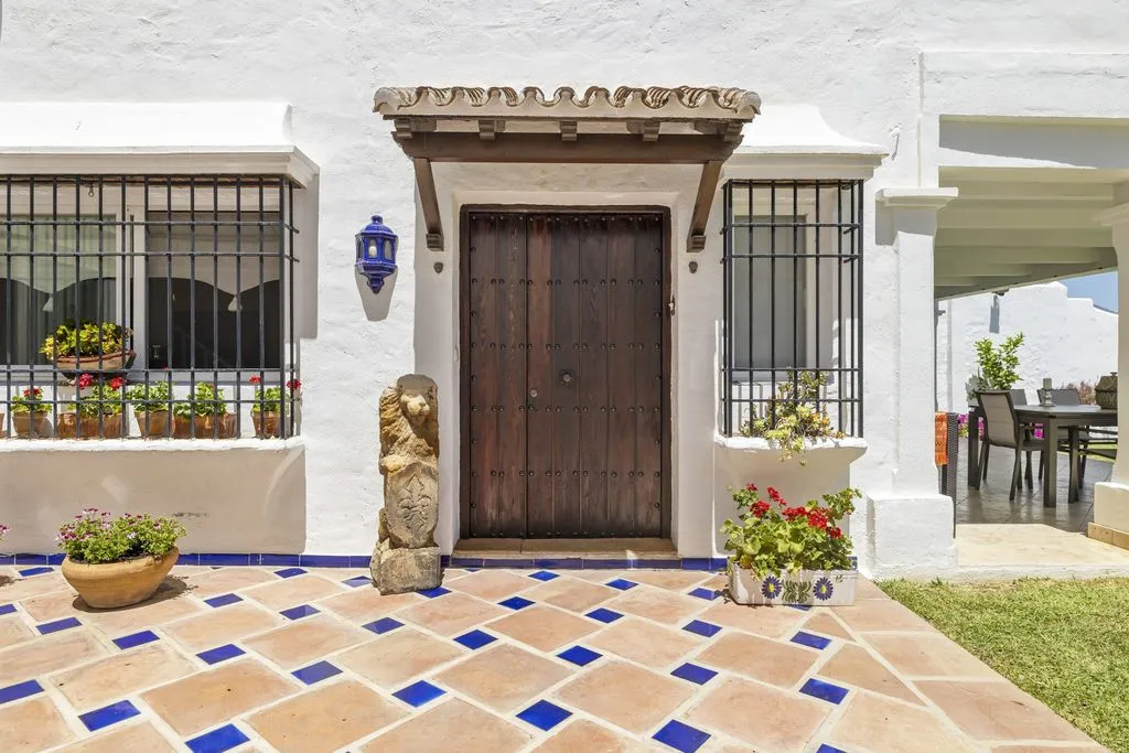 Terrace - Luxury Townhouse with Pool in Marbella